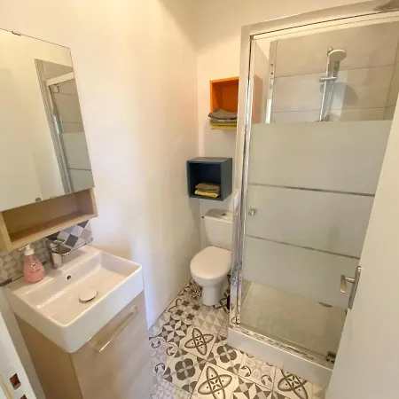 Le Plaisir 1827 Apartment